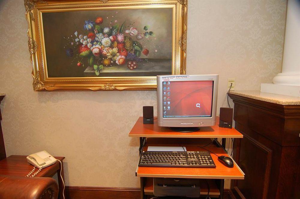 Quality Suites Nyc Gateway North Bergen Zewnętrze zdjęcie