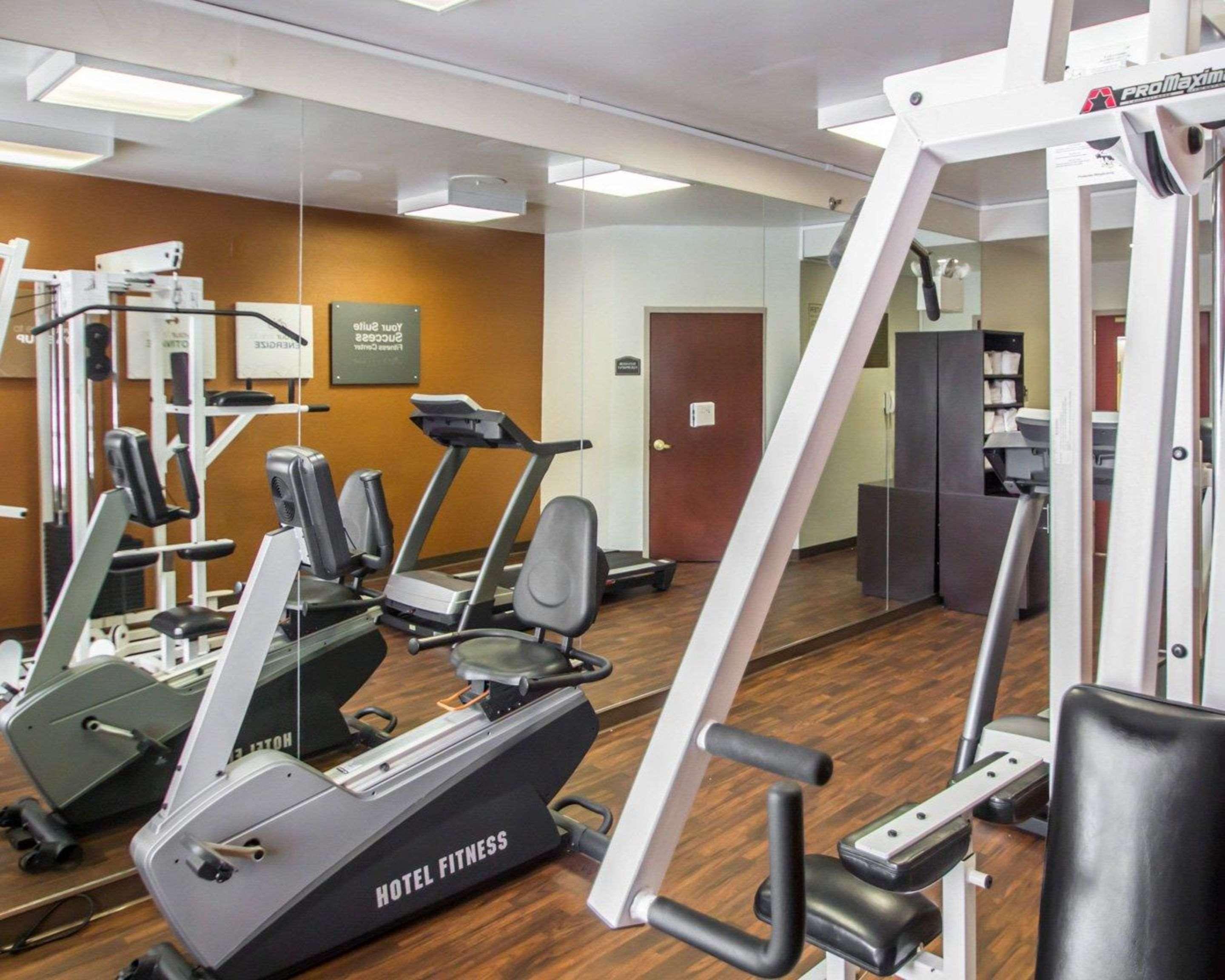 Quality Suites Nyc Gateway North Bergen Zewnętrze zdjęcie