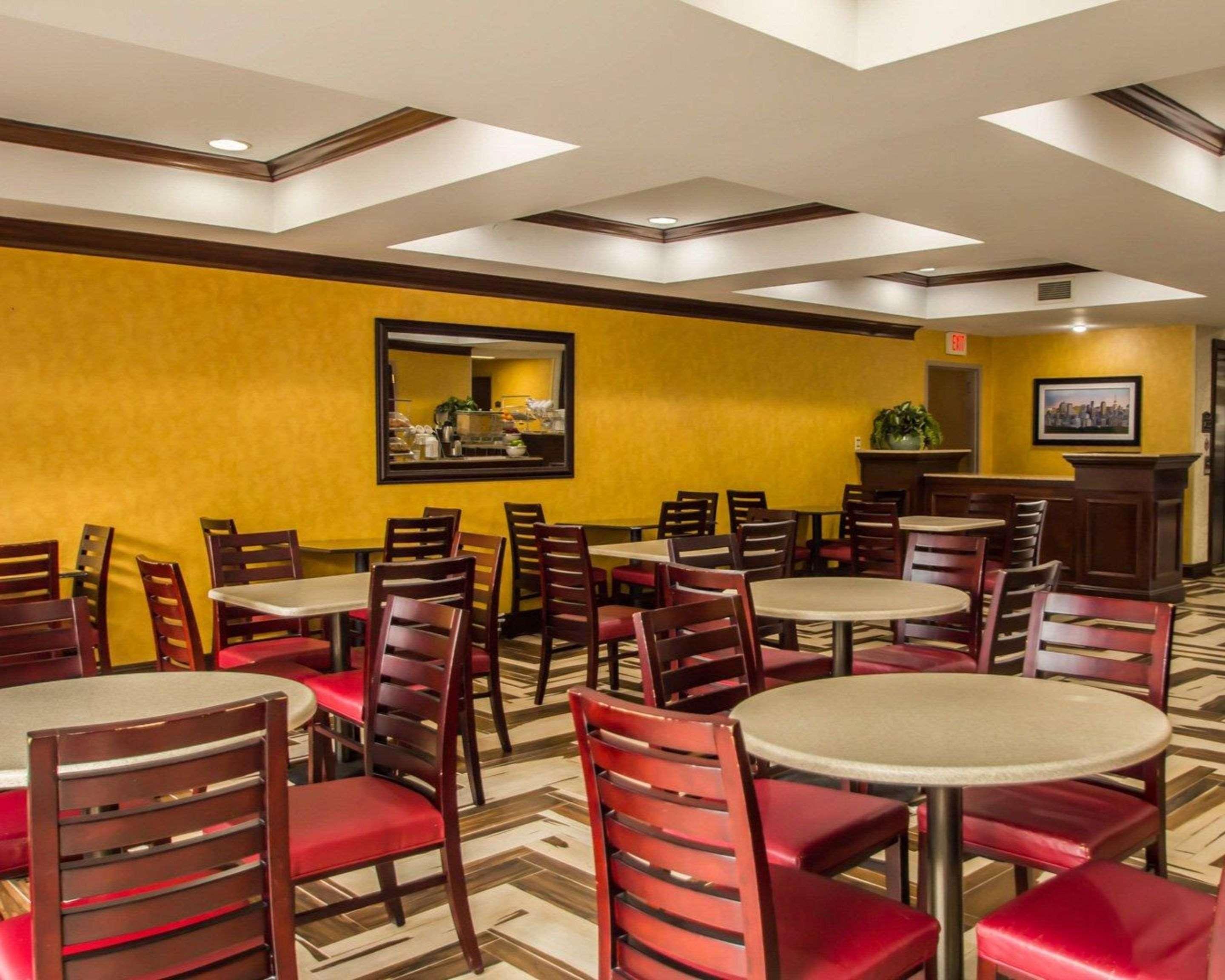 Quality Suites Nyc Gateway North Bergen Zewnętrze zdjęcie