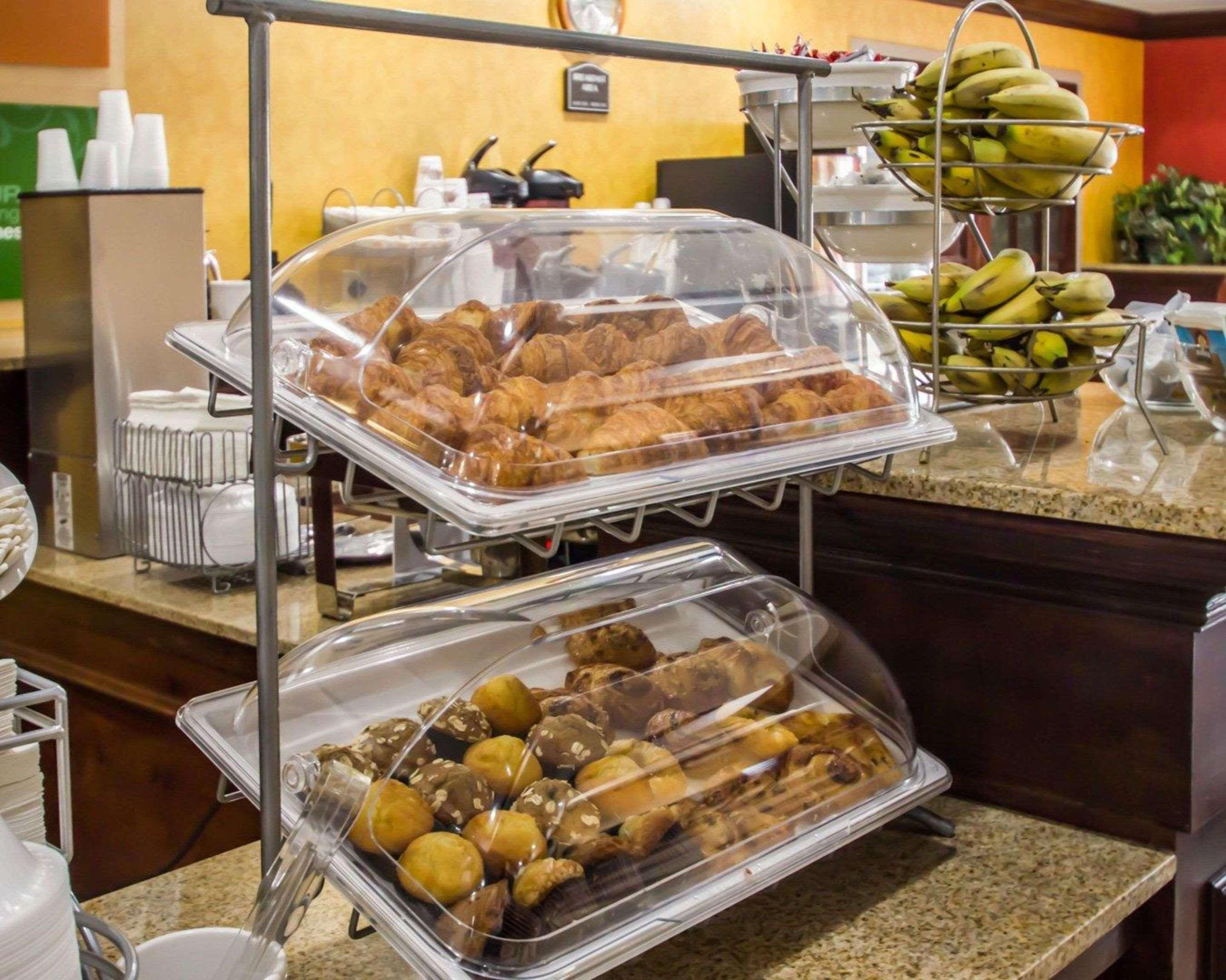 Quality Suites Nyc Gateway North Bergen Zewnętrze zdjęcie